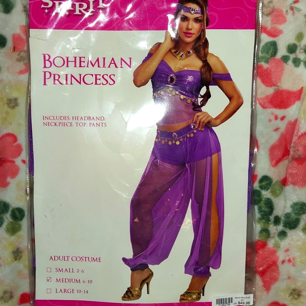 Costume